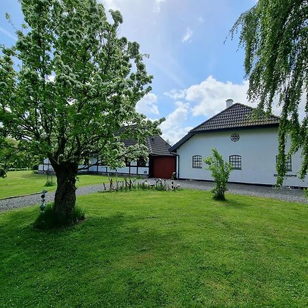 B&B Bauernhofferien Auf Mon Askeby Экстерьер фото